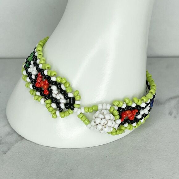 Colorful Beaded Toggle Close Bracelet Green White Yellow Red Orange Black - Picture 6 of 8